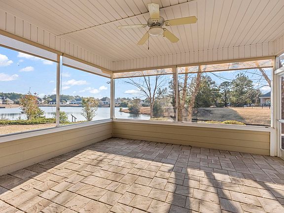 5th image of 1035 Muscovy Pl.