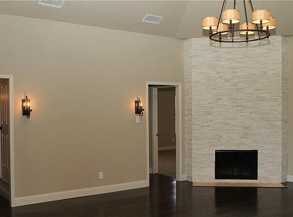 4th image of 6641 Pleasant Ridge Dr