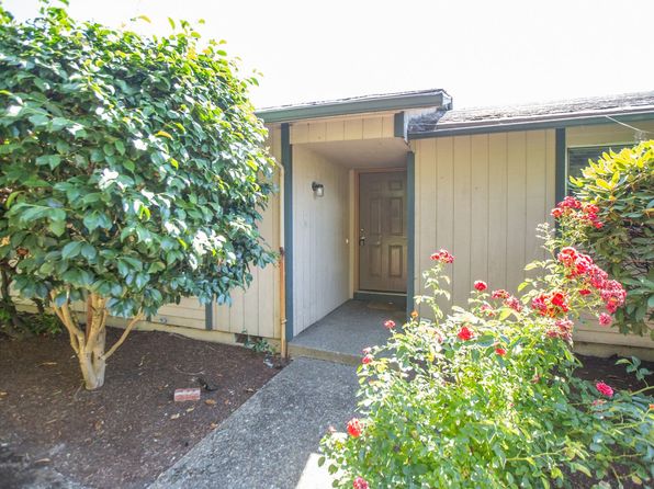 1021 Swingwood Dr NE SPACE R021