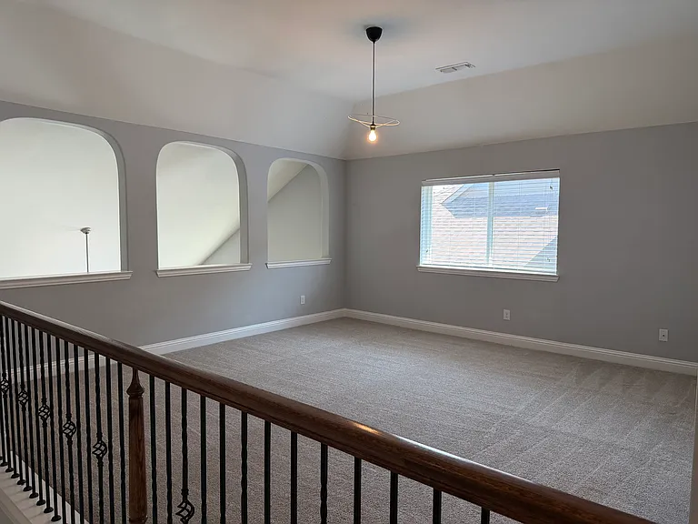 2417 Kingsgate Dr — Photo 34