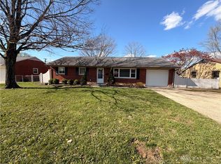 346 Lutz Dr, Englewood, OH