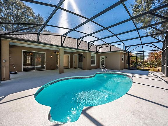 4th image of 19337 Spring Oak Dr