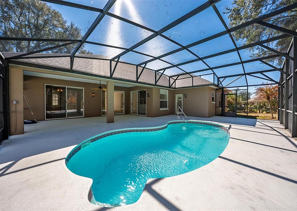 1st image of 19337 Spring Oak Dr