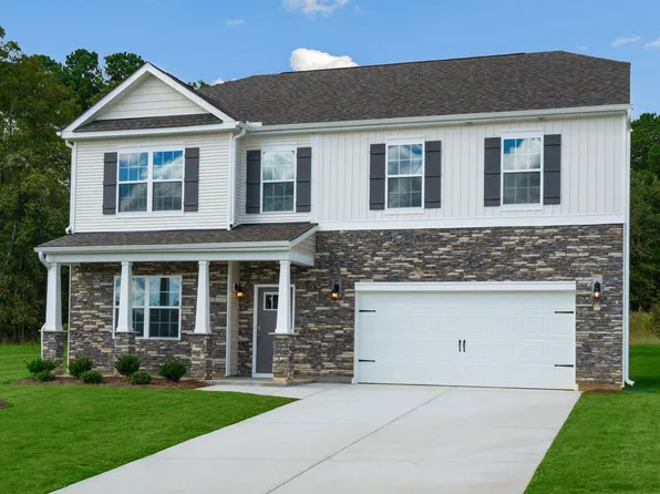 905 Misty Creek Drive, Aberdeen, NC 28315