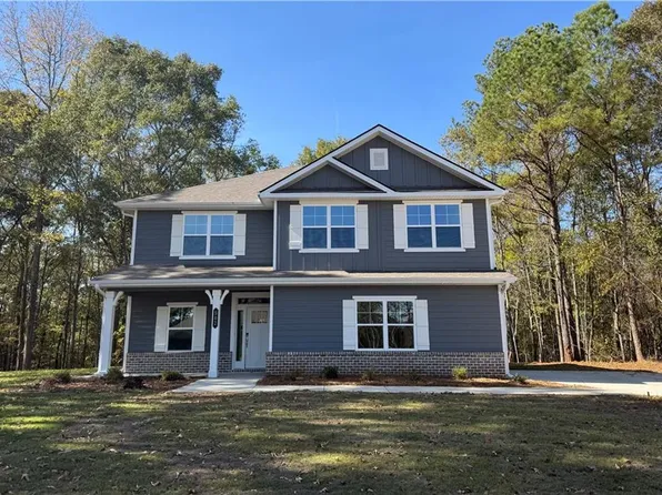 502 Walnut Creek Pkwy, Pendergrass, GA 30567