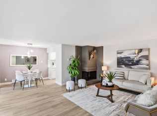 500 W Middlefield Rd APT 8, Mountain View, CA 94043