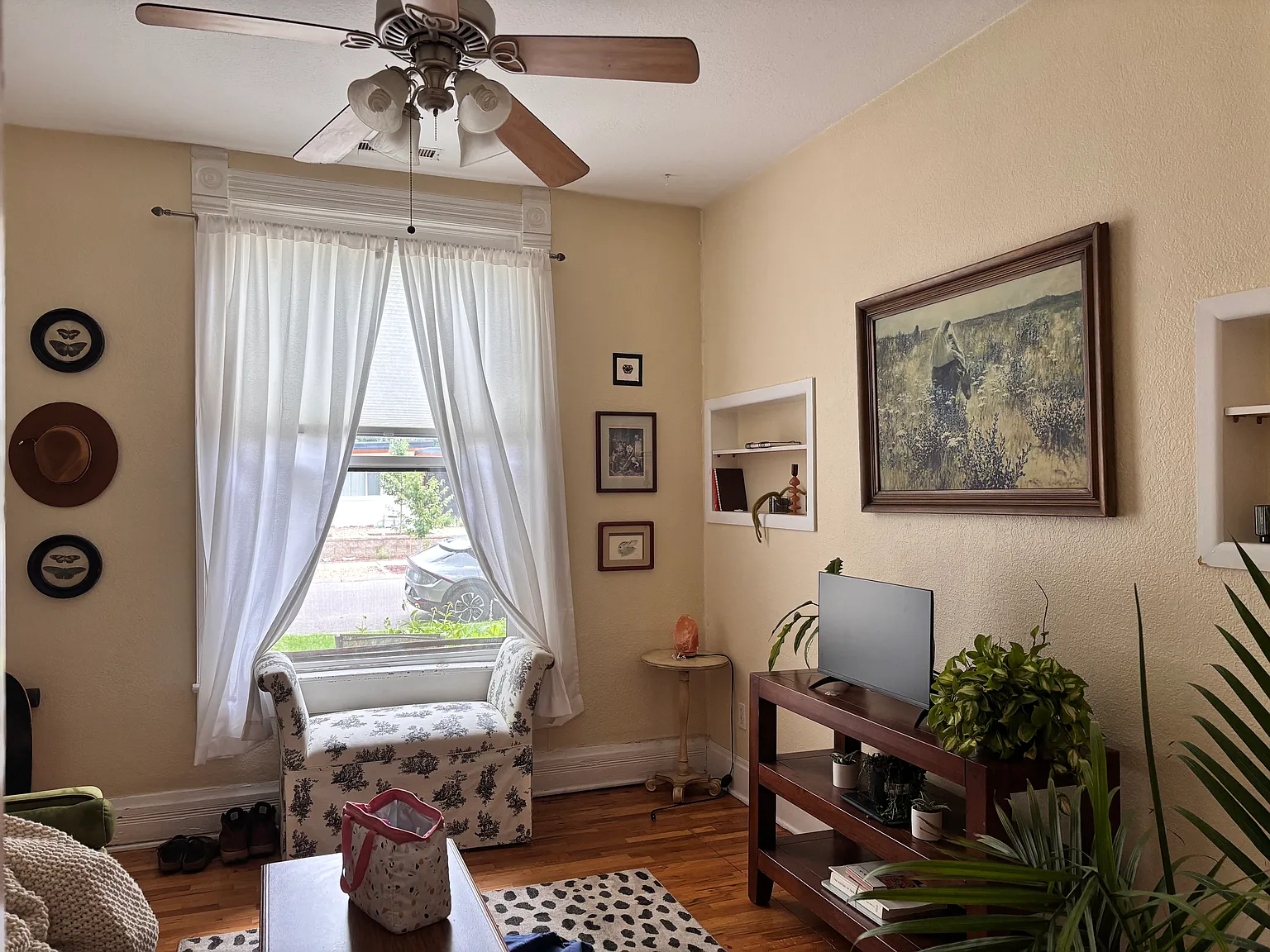 1 bed, 550 sqft, $1,500 — Photo 3
