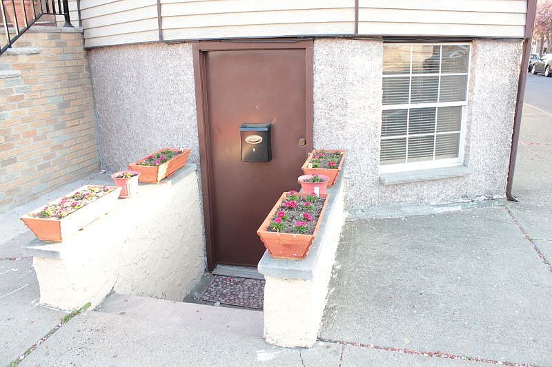 1st image of 207 Belleville Ave