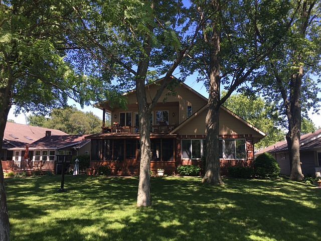 1st image of 12202 N Upper Lakeshore Dr