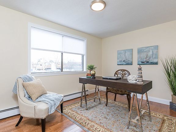 4th image of 340 Lafayette Rd #145