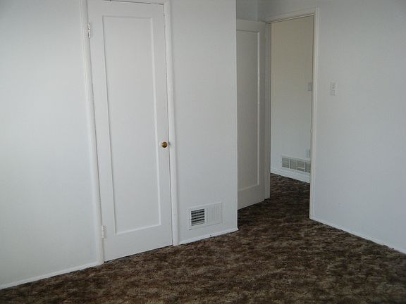 5th image of 1489 Three Fountains Dr Unit 2