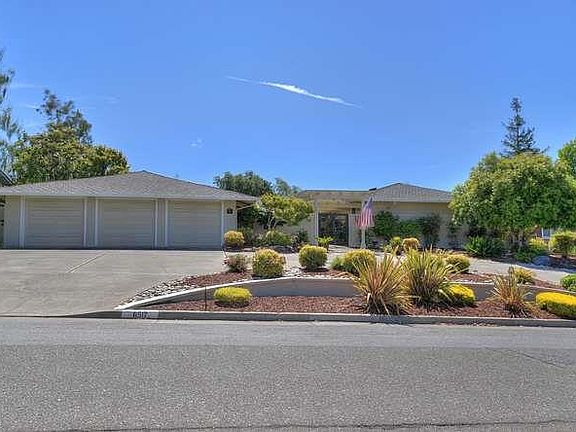 2nd image of 6517 Camelia Dr