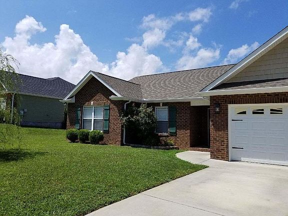 3rd image of 217 Barberry Ct