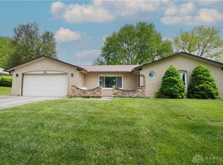 70 Sesame St, Springboro, OH 45066