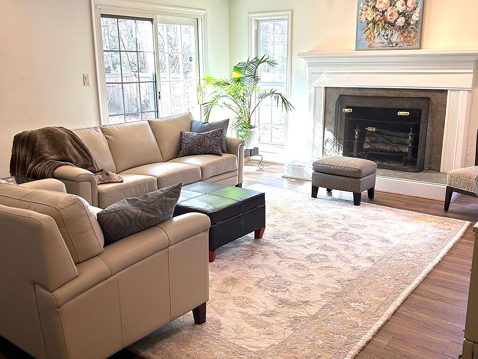 1st image of 3504 Royal Palm Arch