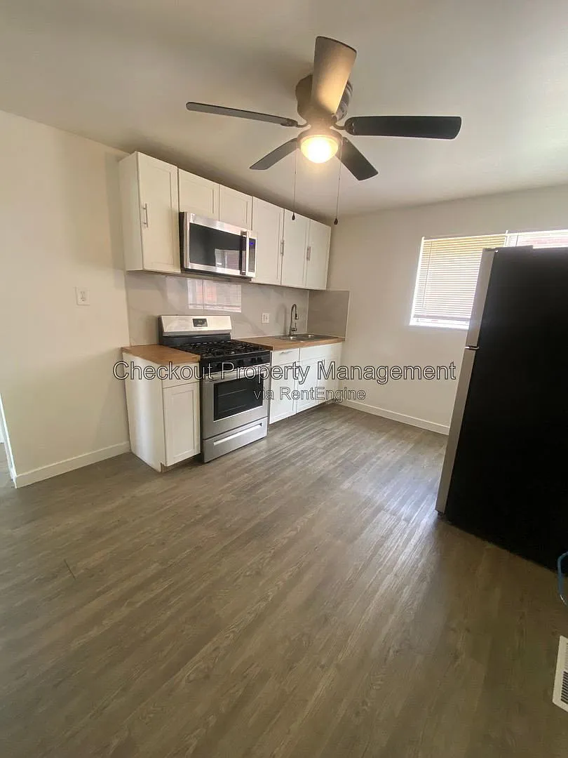 2 bed, 1.0 bath, 1000 sqft, $895 — Photo 4