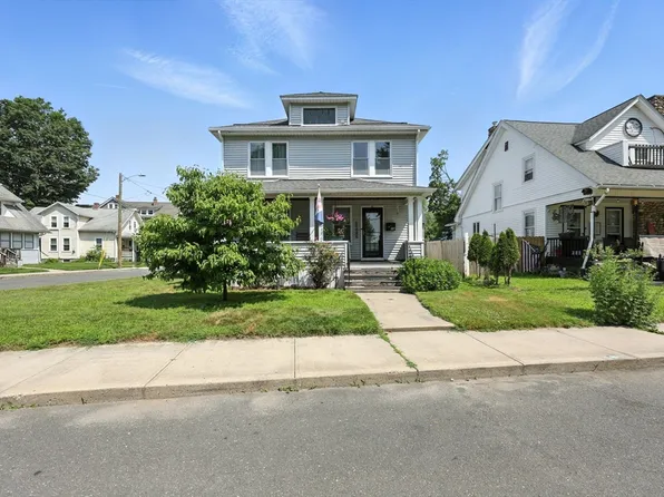 39 Claremont Ave, Holyoke, MA 01040