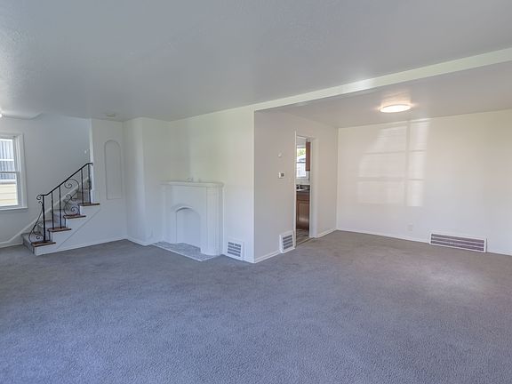 4th image of 15514 Talford Ave