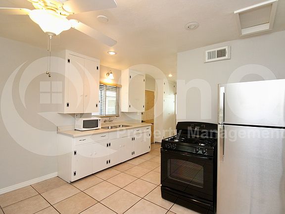3rd image of 2602 N Sparkman Blvd