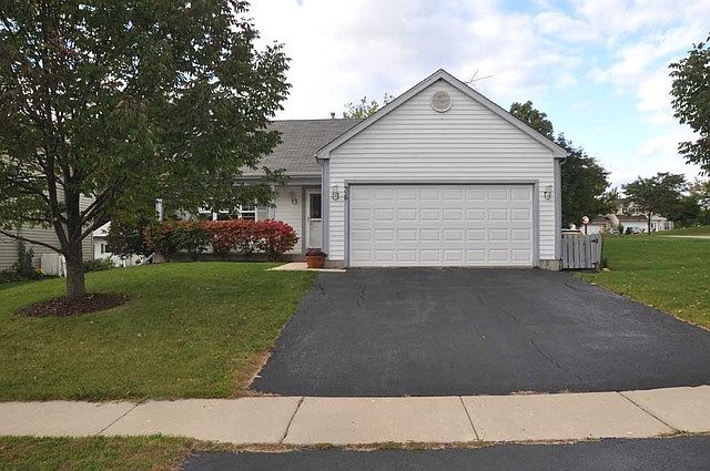 1st image of 36 W Lindsay Dr