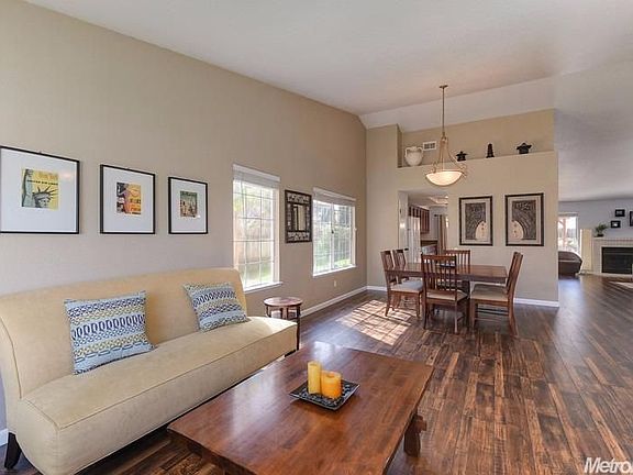 4th image of 6323 Old Orchard Way