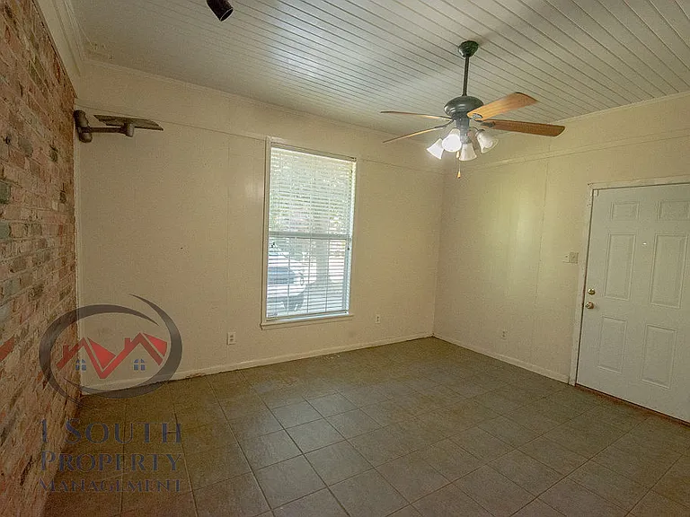 5520 Vienna Ave — Photo 9