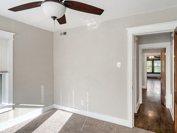 4th image of 3634 Forest Ave #3NE