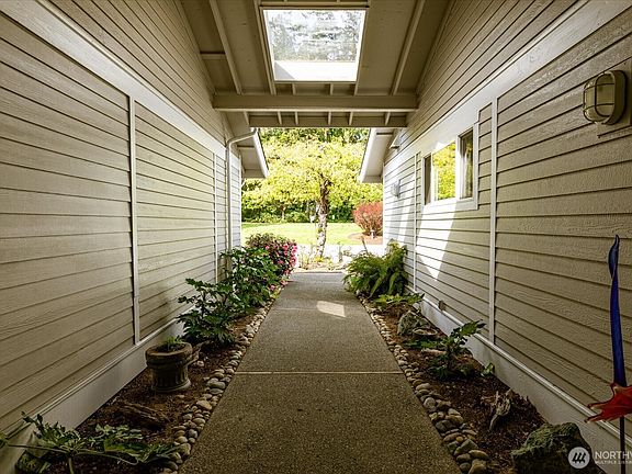 3rd image of 2418 James Place #402