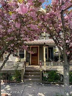3 bed, 1642 sqft, $2,500 — Photo 2