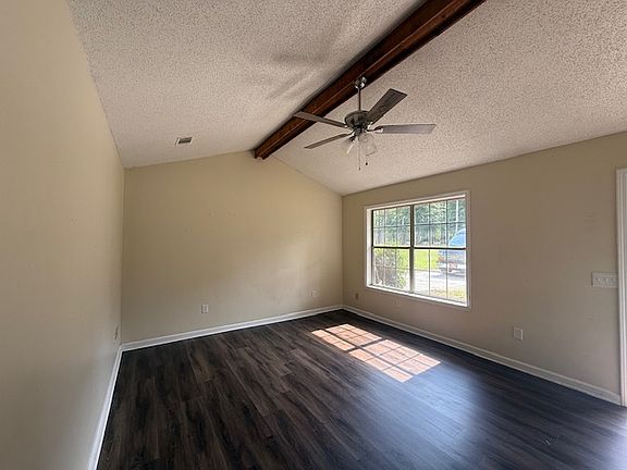 5th image of 936 Pineland Ave #936