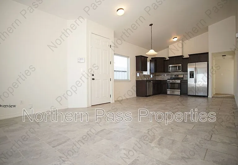14380 Tobe Davis — Photo 4