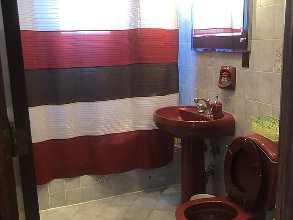 3rd image of 2016 Bay Ridge Pkwy APT 2R