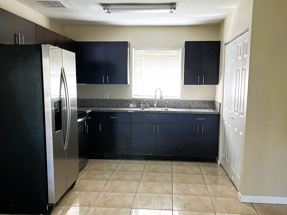 2nd image of 377 Baysinger Tkg12 Gln