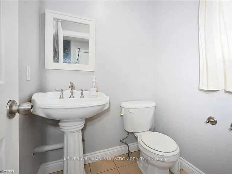 8 Buss Ct — Photo 34