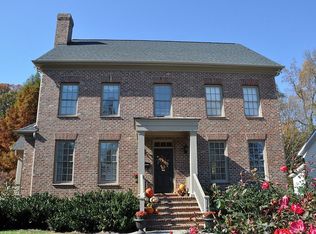 2705 Saint Marys St, Raleigh, NC 27609