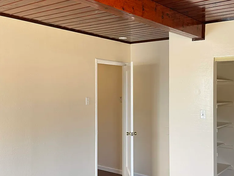 297 Christine Dr — Photo 10