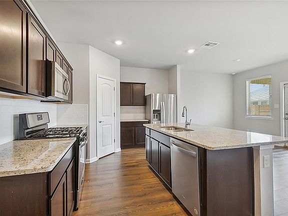 4th image of 5275 Cypress Branch Dr