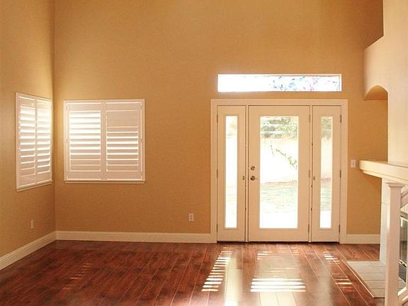 3rd image of 5379 Rockwood Cir