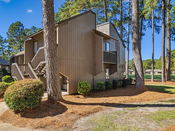 3rd image of 115 Beulah Hill Road S # 111
