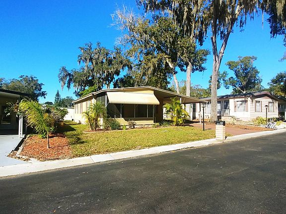 2nd image of 1818 Amberwood Dr