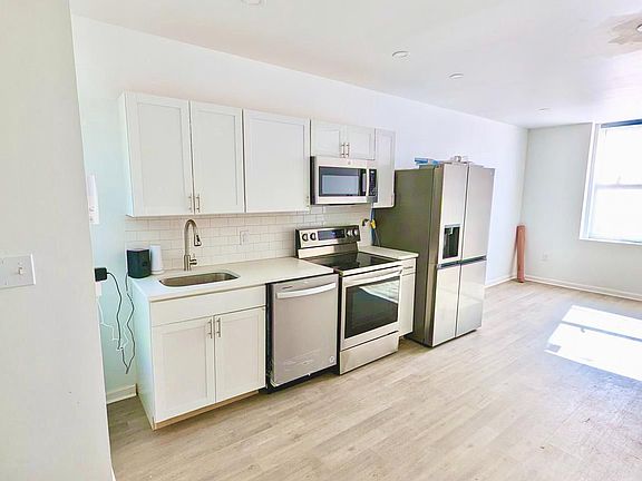2nd image of 1508 N 27th St #1