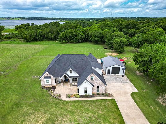 3rd image of 334 County Road 1859