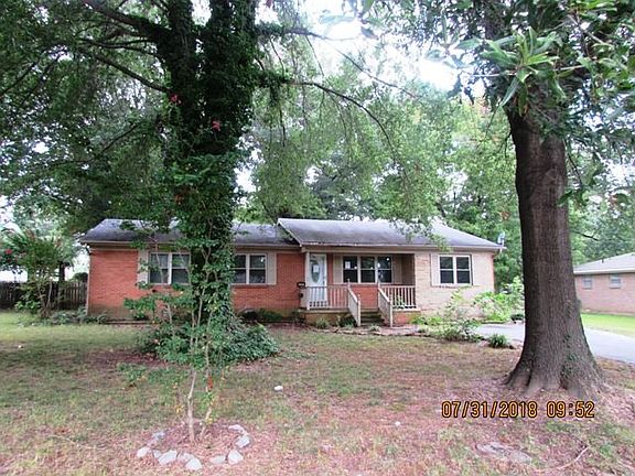 2nd image of 107 Steve Dr