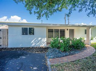 1301 NE 35th St, Pompano Beach, FL 33064
