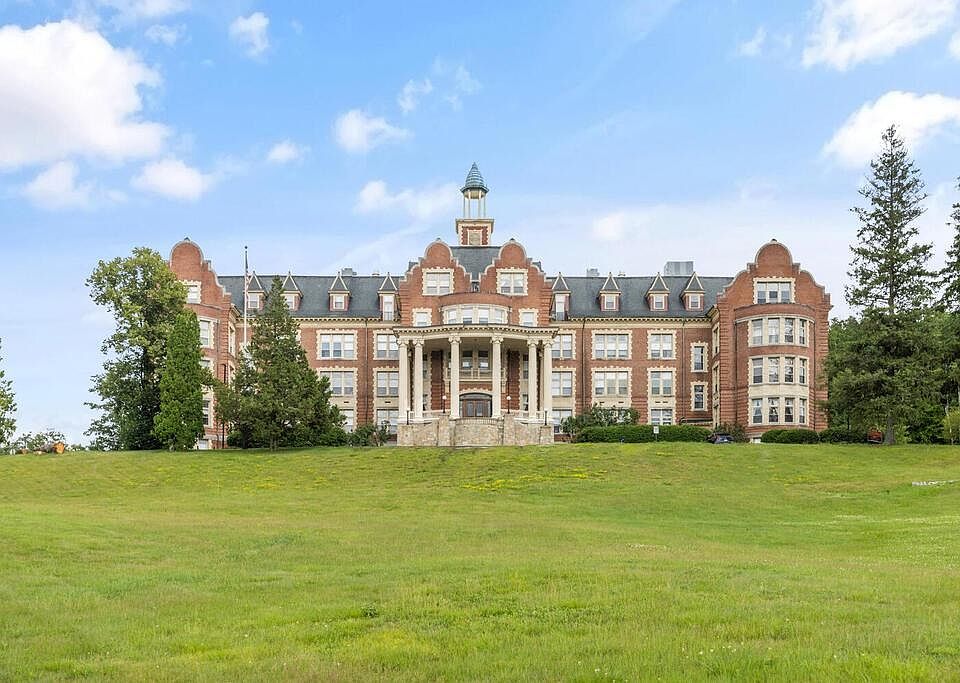 15 Mount Saint Marys Way UNIT 401, Hooksett, NH 03106 Zillow