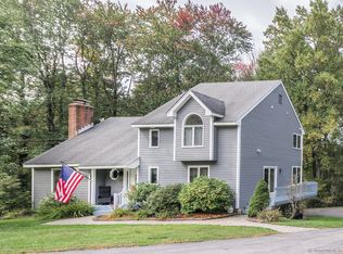 725 Town Hill Rd, New Hartford, CT 06057