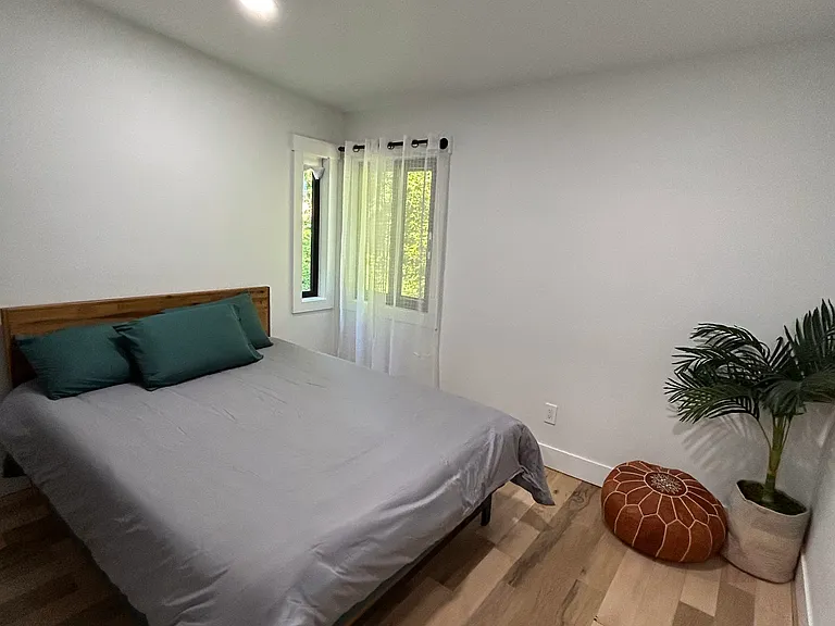 1403 SW Broadway Dr — Photo 16