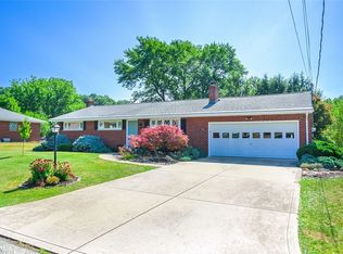 2963 Sunset Cir, Export, PA 15632