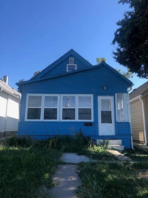 5435 S 24th Street Omaha, NE 68107 - 1 — Photo 2