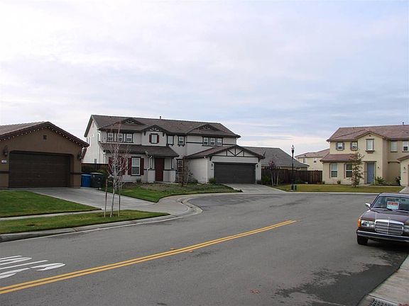 4th image of 1426 Carey Ct